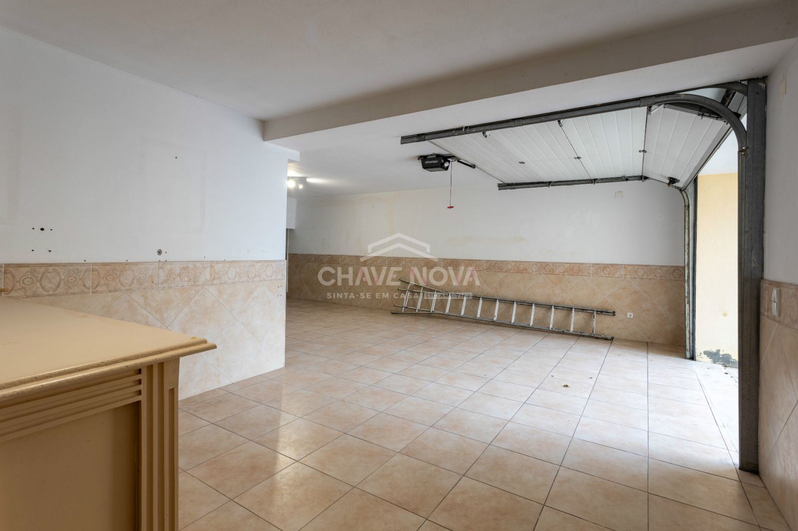 Moradia T4 para Arrendamento em Glória e Vera Cruz