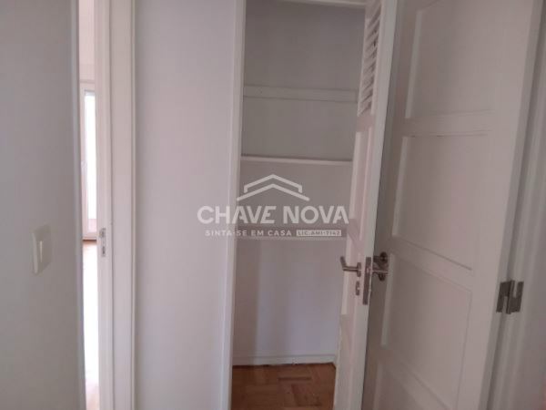 Apartamento T2 em Campo de Ourique