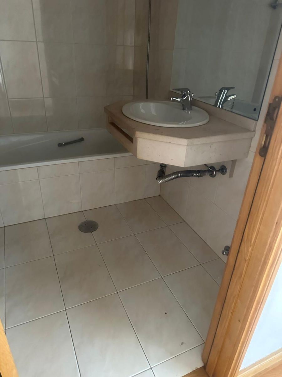 Apartamento T1 para Arrendamento em Mafamude e Vilar do Paraíso