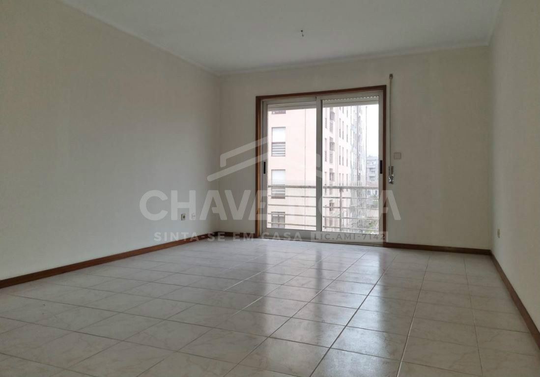 Apartamento T2 para Venda em Fânzeres e São Pedro da Cova