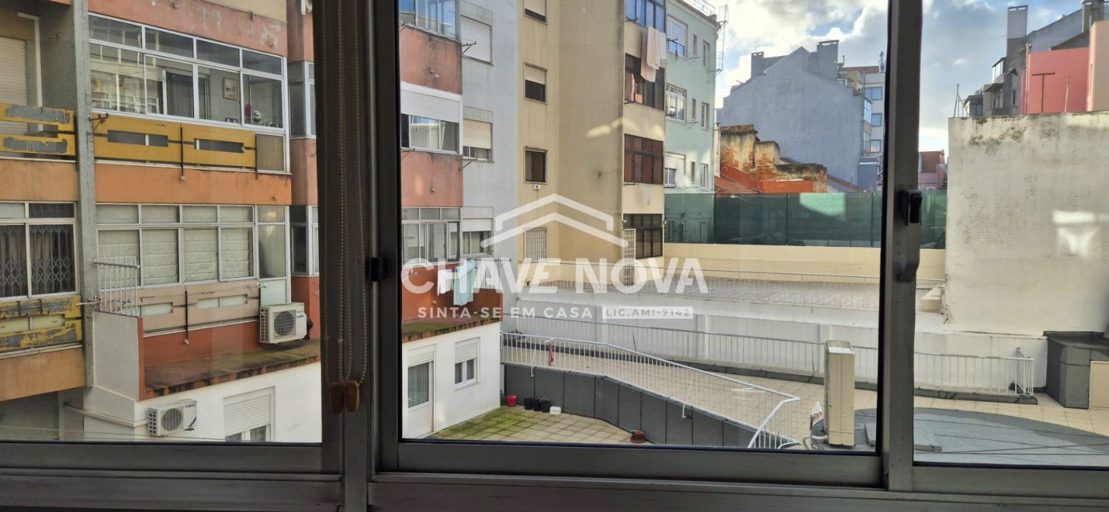 Apartamento T1 para Arrendamento em Avenidas Novas