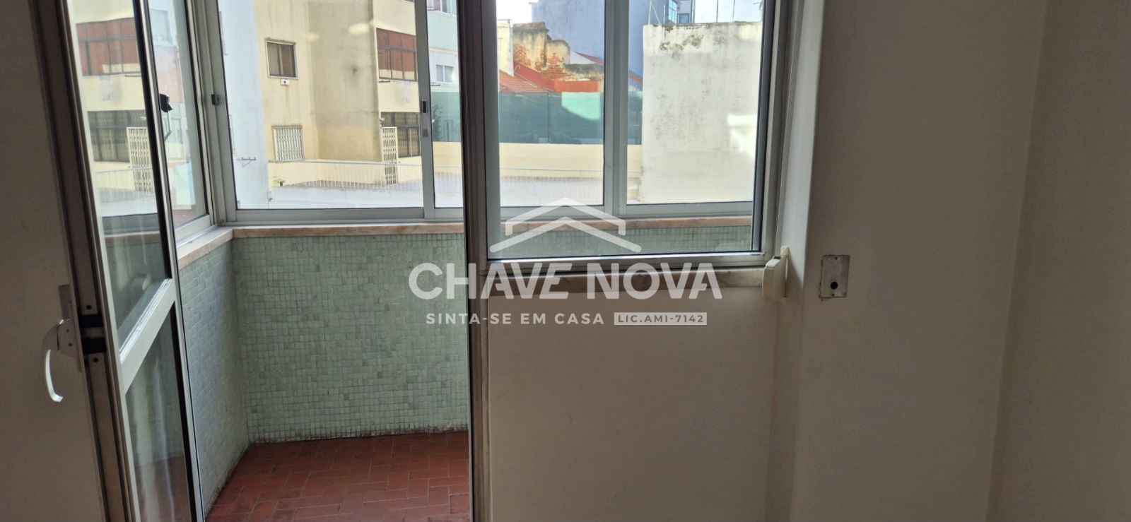 Apartamento T1 para Arrendamento em Avenidas Novas