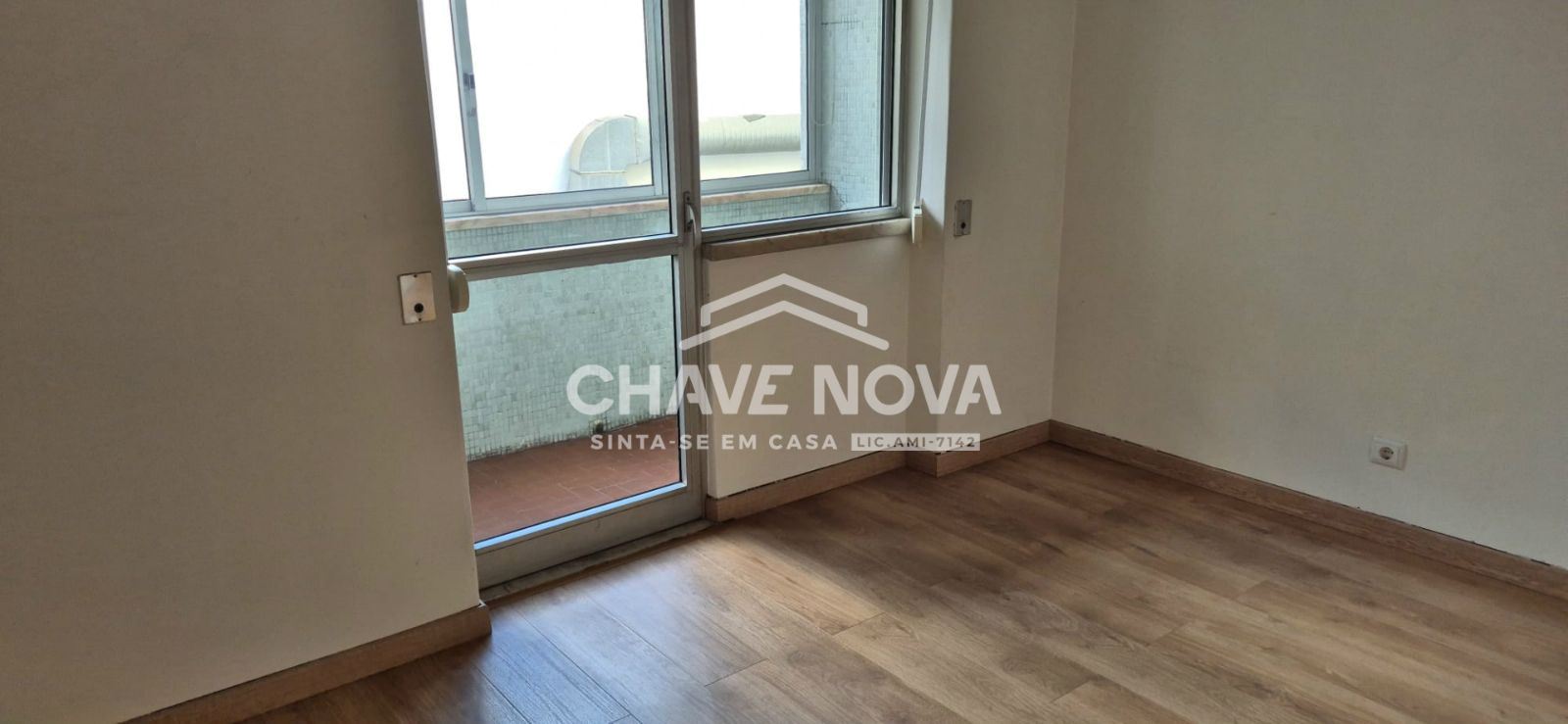 Apartamento T1 para Arrendamento em Avenidas Novas