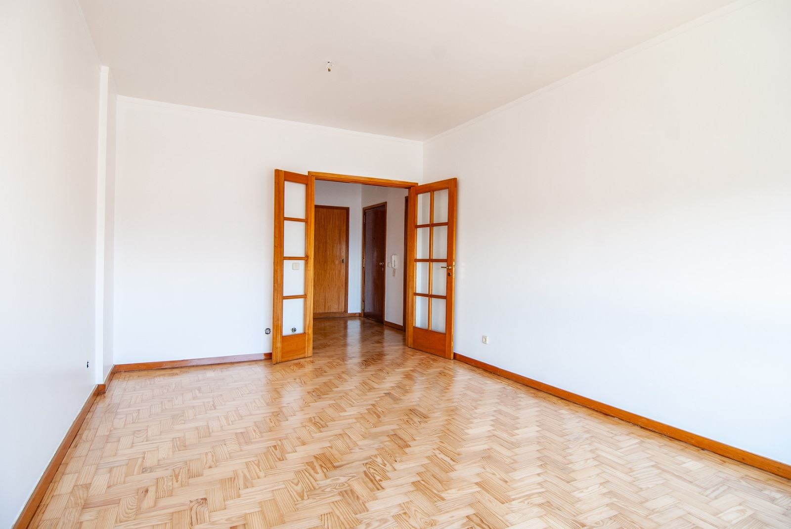 T3 com vistas desafogada em Vilar do Andorinho