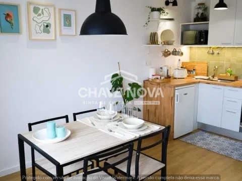 Apartamento T1 para Venda em Vila Nova de Gaia.