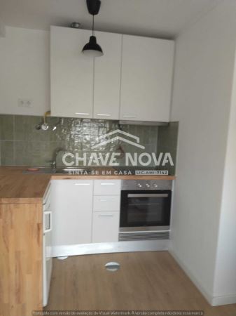 Apartamento T1 para Venda em Vila Nova de Gaia.