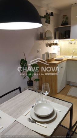 Apartamento T1 para Venda em Vila Nova de Gaia.