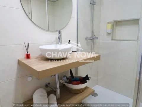Apartamento T1 para Venda em Vila Nova de Gaia.