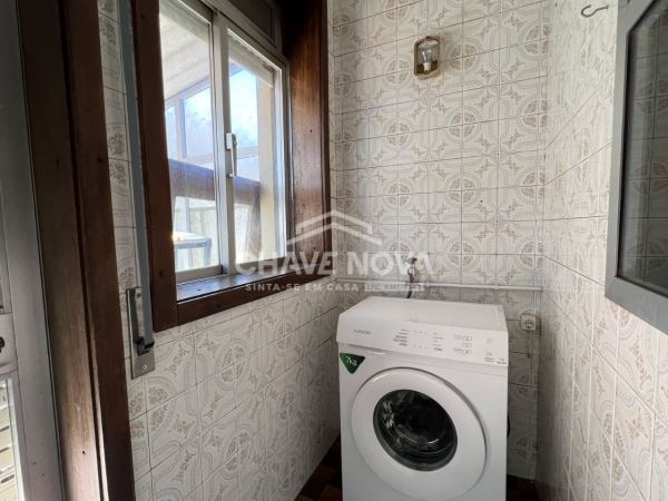 Apartamento T1 em Santa Marinha