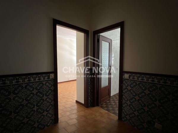 Apartamento T1 em Santa Marinha