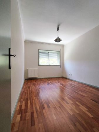 Apartamento T3+1 na Maia