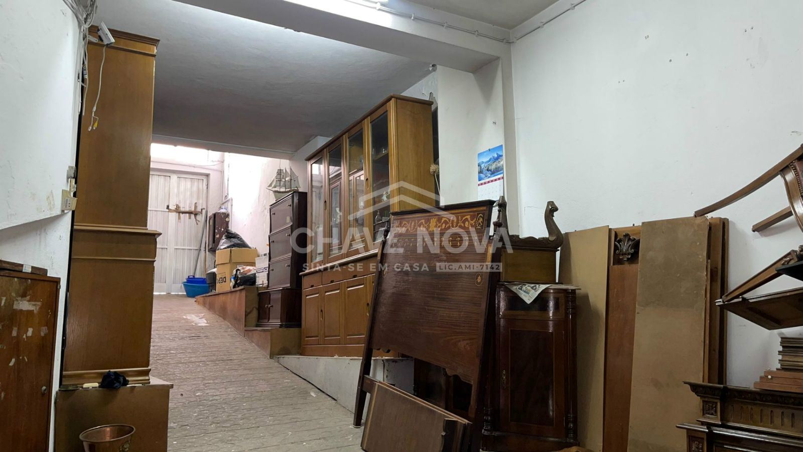 Negócio para Venda em Santa Marinha e São Pedro da Afurada