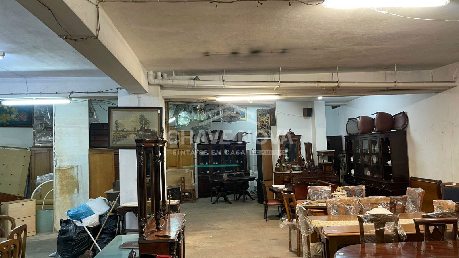 Negócio para Venda em Santa Marinha e São Pedro da Afurada