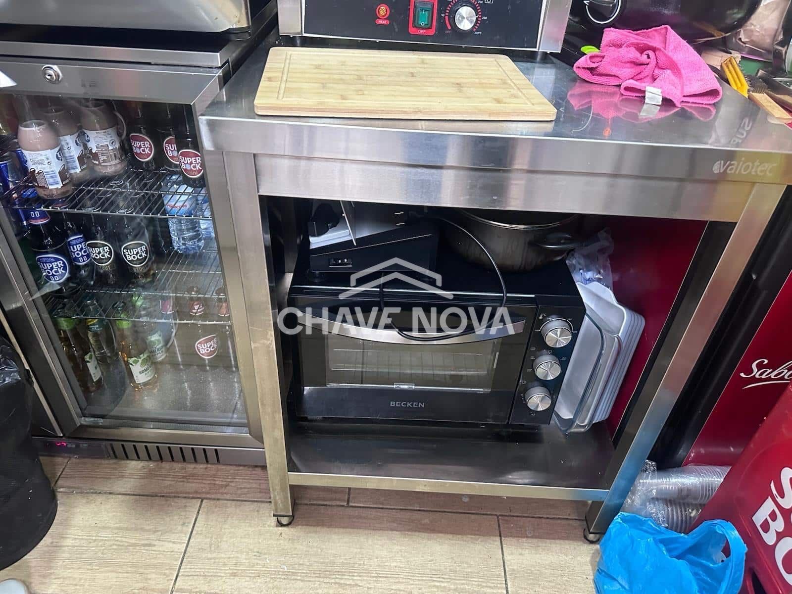 Loja para Trespasse em Mafamude e Vilar do Paraíso