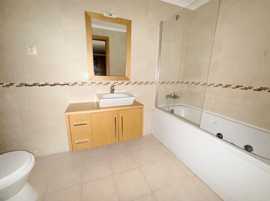 Apartamento T2 para Venda em Loule (São Clemente)