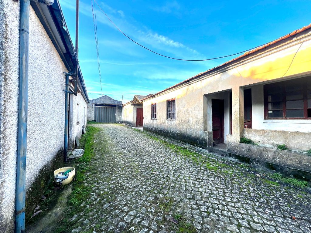 Quinta T5 para Venda em Margaride, Várzea, Lagares, Varziela, Moure