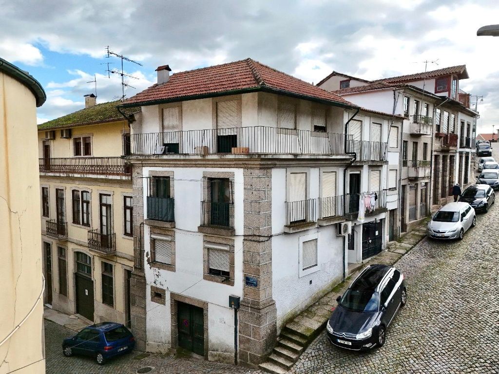 Prédio para Venda em Amarante (São Gonçalo), Madalena, Cepelos e Gatão