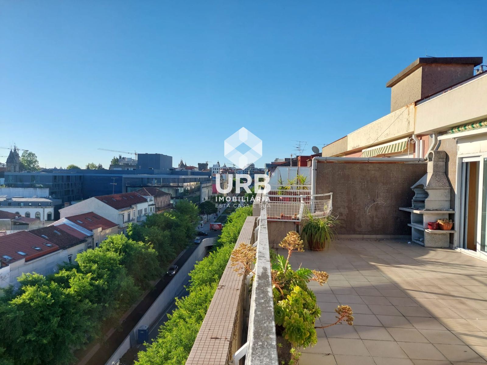 Apartamento T3 para Arrendamento em Braga (São José de São Lázaro e São João do Souto)