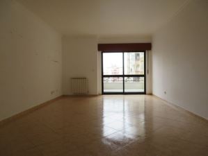 Apartamento com 2 Quartos para Compra