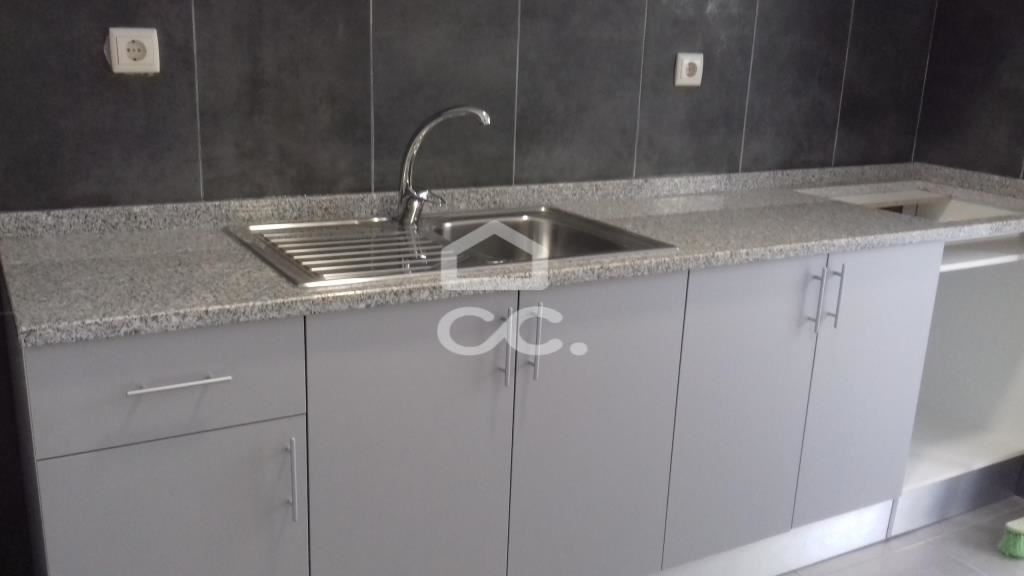 Apartamento  com 2 Quartos - São Mamede de Infesta e Senhora da Hora, Matosinhos