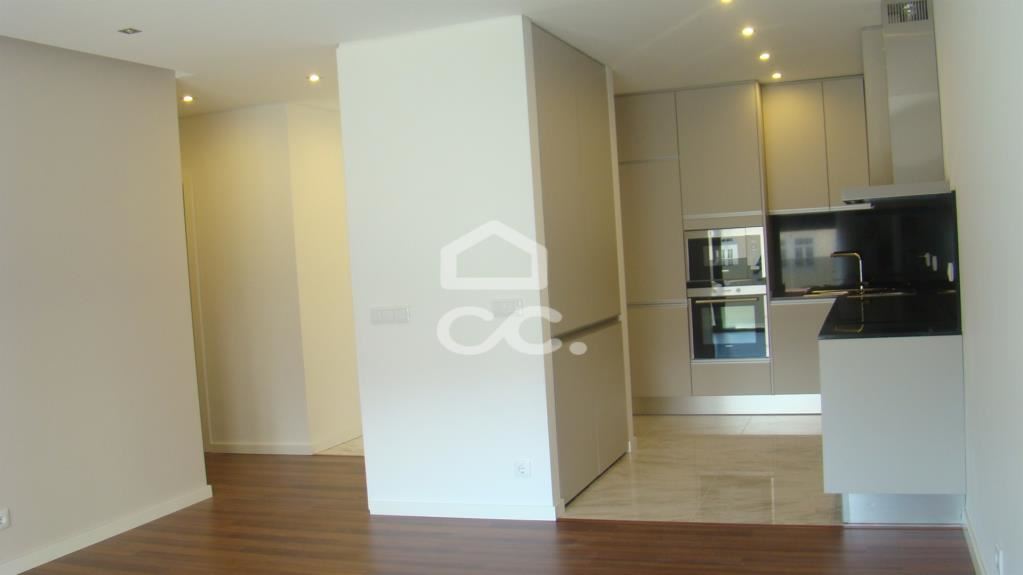 Apartamento 1 Quarto - Santa Maria Maior, Chaves