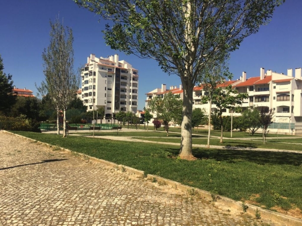 Apartamento com 3 Quartos para Compra