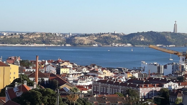 Apartamento com 6 Quartos para Arrendamento