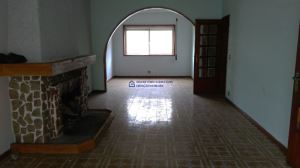 Moradia geminada T4, para Compra