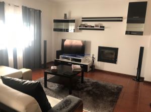 Casa en hilera - de lado T5, para Alquiler