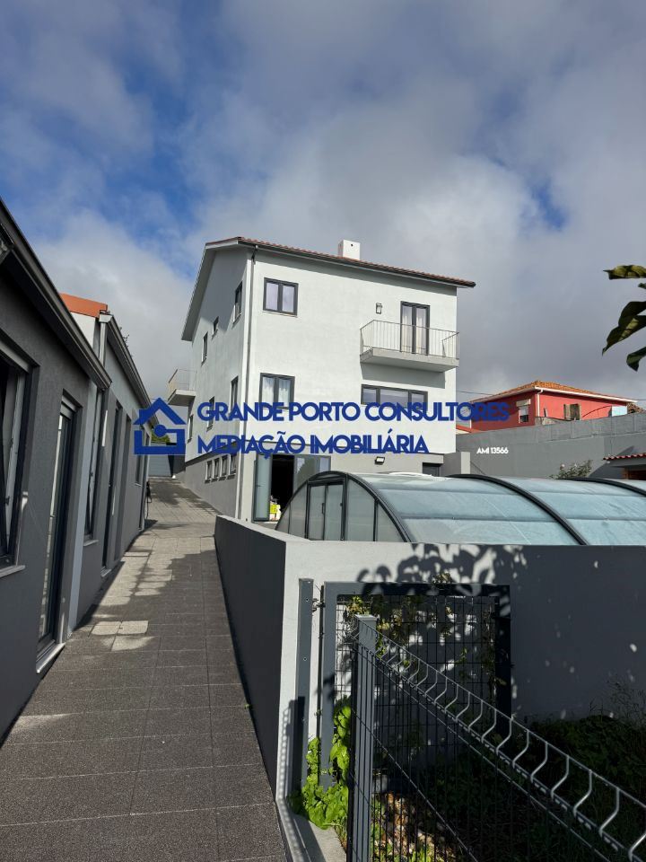 Moradia T4 para Venda em Perafita, Lavra e Santa Cruz do Bispo