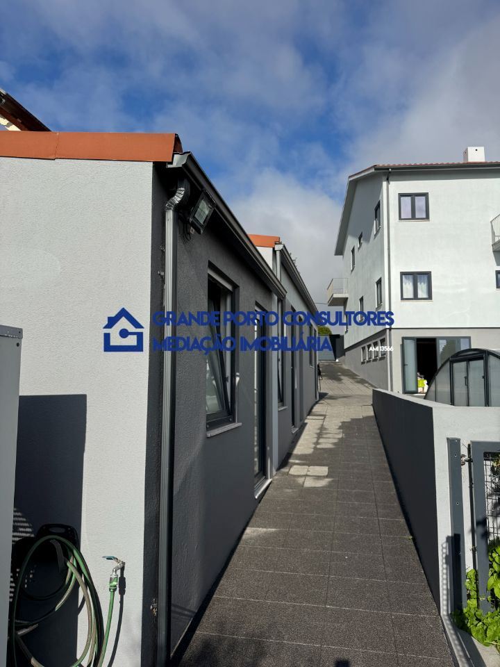 Moradia T4 para Venda em Perafita, Lavra e Santa Cruz do Bispo