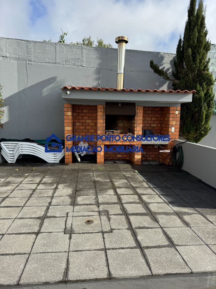 Moradia T4 para Venda em Perafita, Lavra e Santa Cruz do Bispo