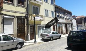 Apartamento com 2 Quartos para Compra