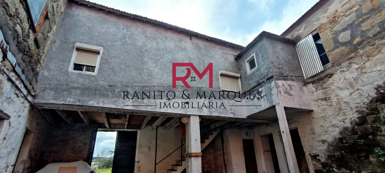 Moradia T5 para Venda em Fânzeres e São Pedro da Cova Foto 6/22