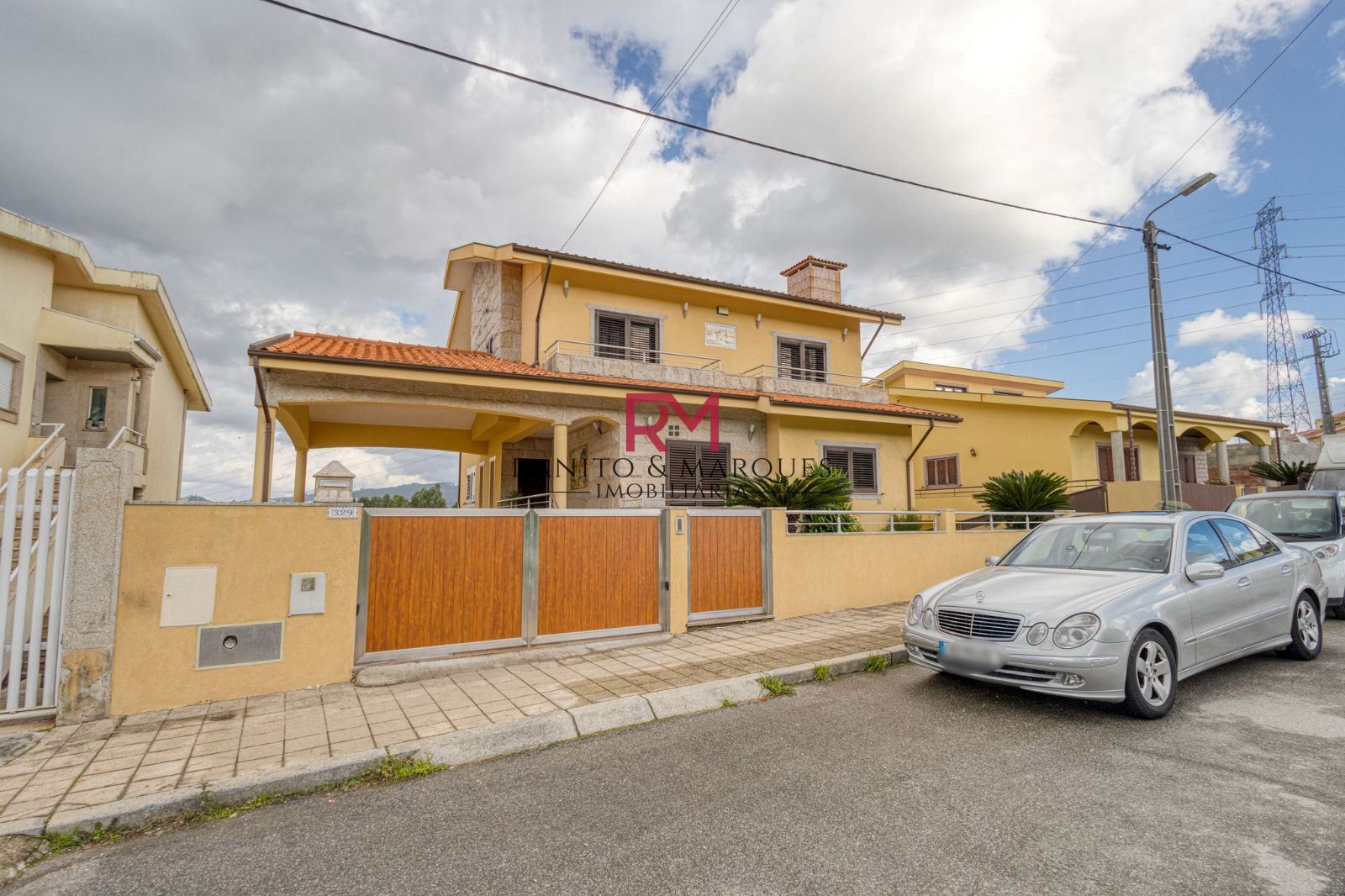 Moradia T3 para Venda em Campo e Sobrado