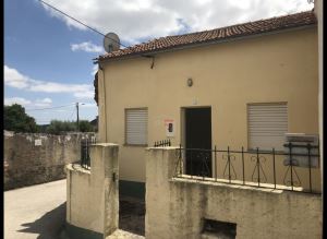 Casa aislada T1, para Compra