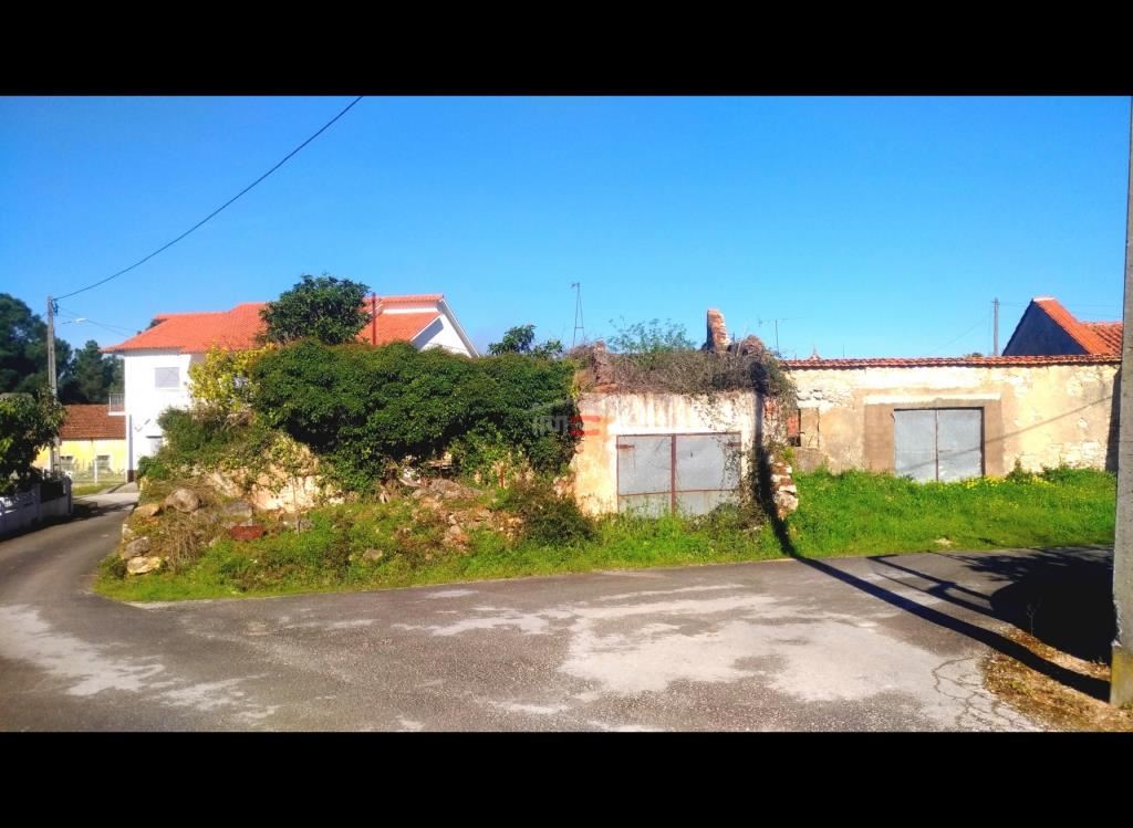 Moradia T0 para Venda em Nossa Senhora da Piedade