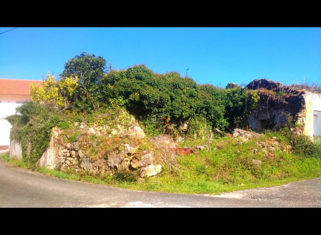 Moradia T0 para Venda em Nossa Senhora da Piedade