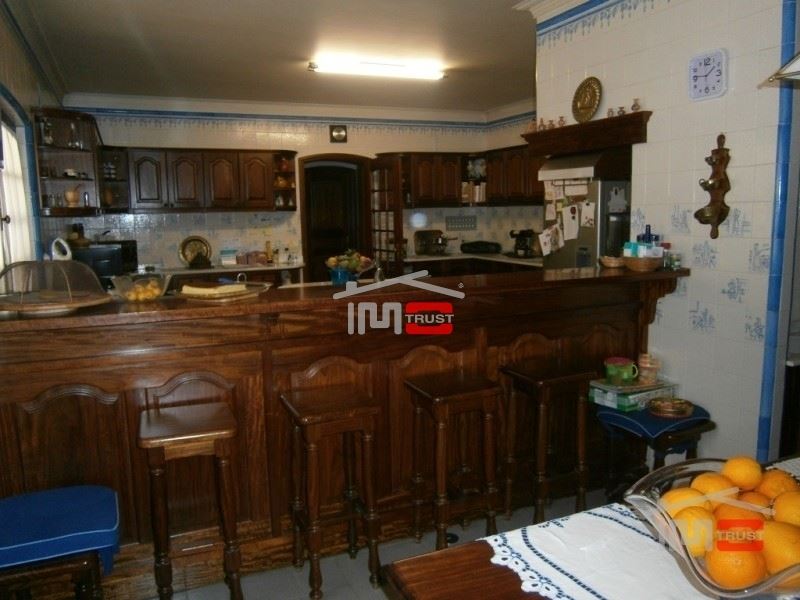 Moradia T6 para Venda em Leiria, Pousos, Barreira e Cortes