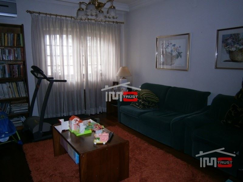 Moradia T6 para Venda em Leiria, Pousos, Barreira e Cortes