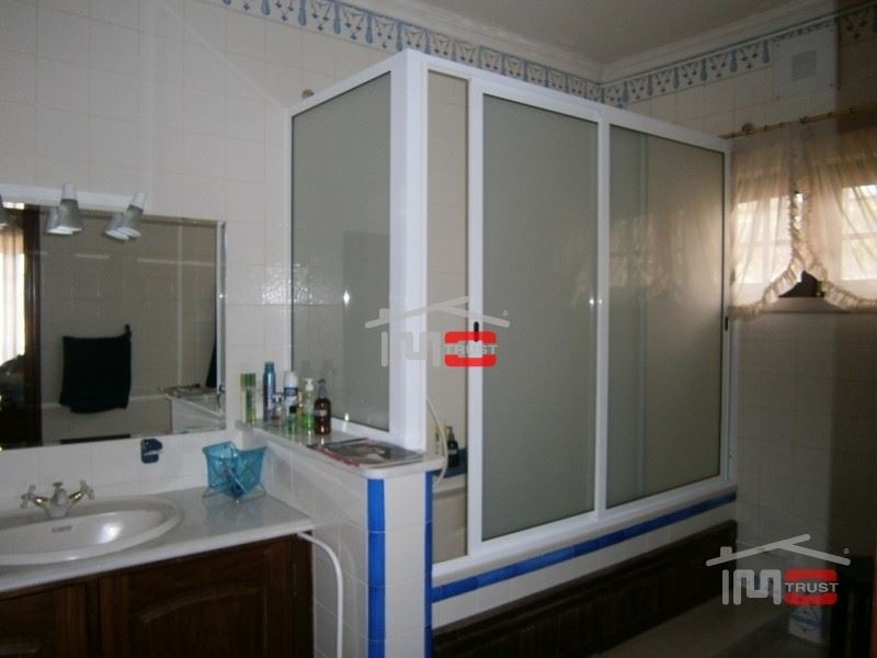 Moradia T6 para Venda em Leiria, Pousos, Barreira e Cortes