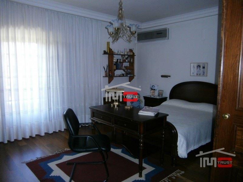 Moradia T6 para Venda em Leiria, Pousos, Barreira e Cortes