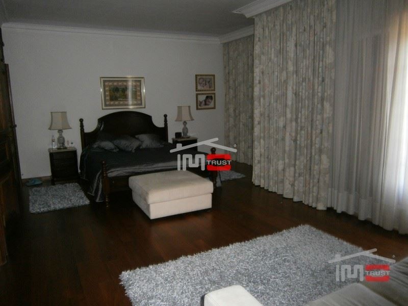 Moradia T6 para Venda em Leiria, Pousos, Barreira e Cortes