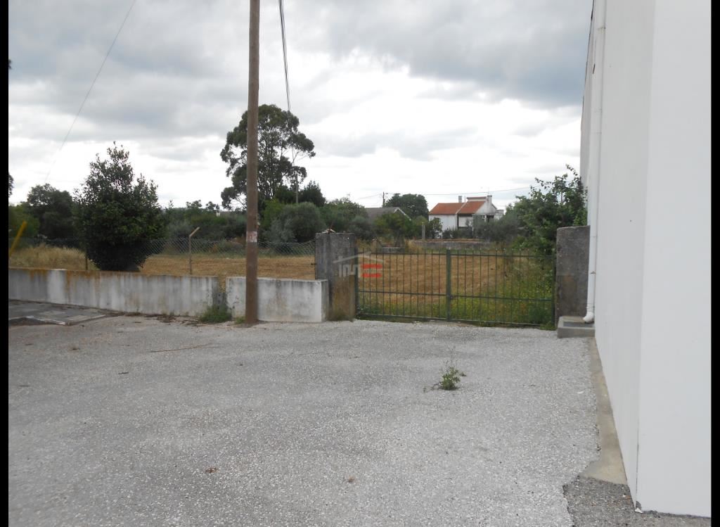 Moradia T6 para Venda em Nossa Senhora das Misericordias