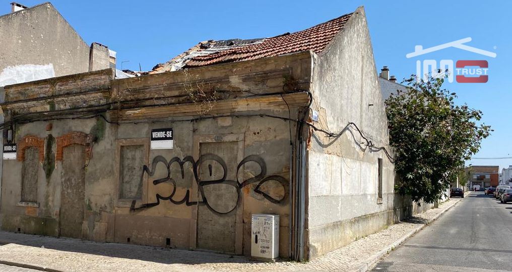 Moradia T5 para Venda em Montijo e Afonsoeiro