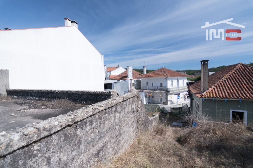 Terreno Agricola ou Rústico para Venda em Santiago e São Simão de Litém e Albergaria dos Doze