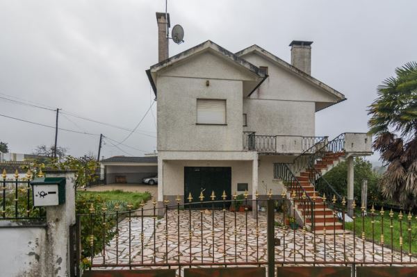 Detached house T3, para Sale