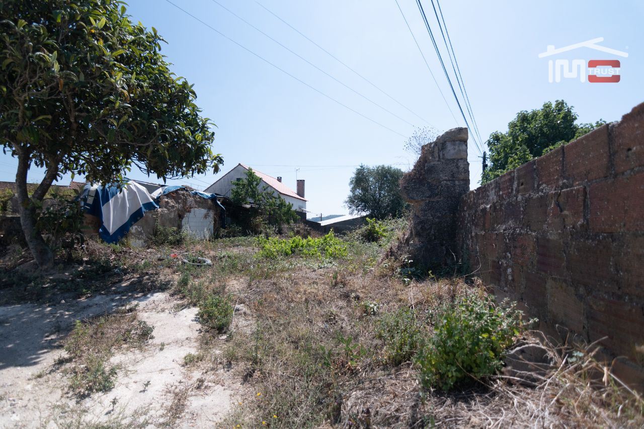 Moradia T2 para Venda em Nossa Senhora da Piedade