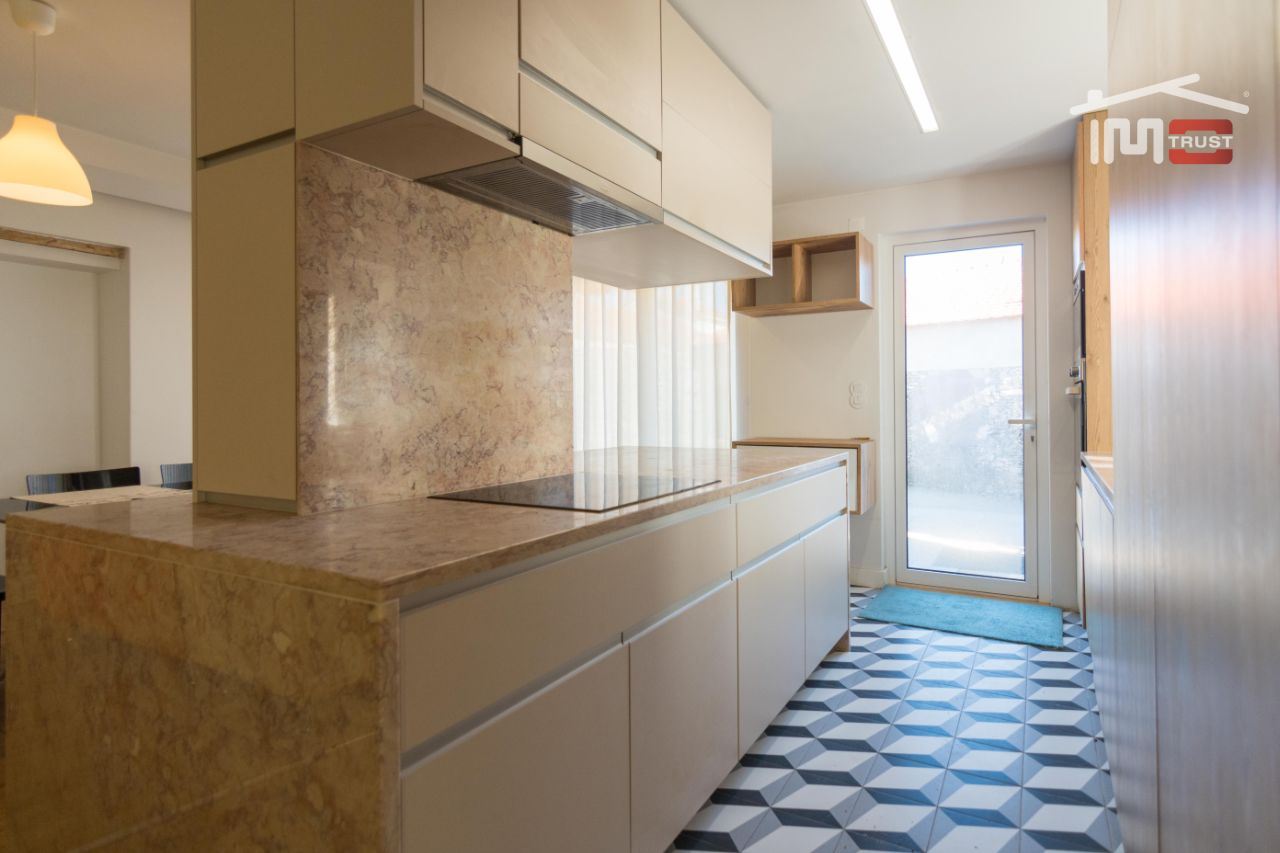 Moradia T4 para Arrendamento em Fatima