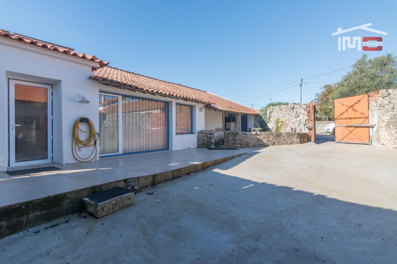 Moradia T4 para Arrendamento em Fatima